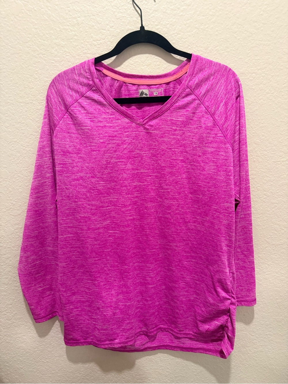 RBX Heathered Magenta V-Neck Long Sleeve Top